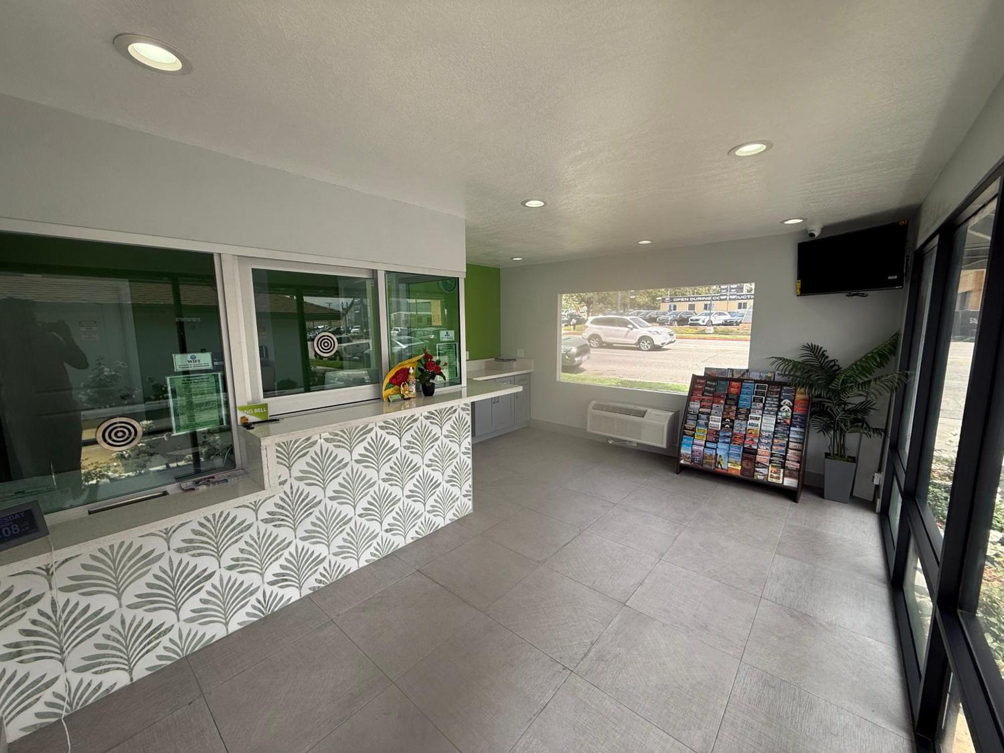 Hi-Way Host Motel Pasadena Buitenkant foto