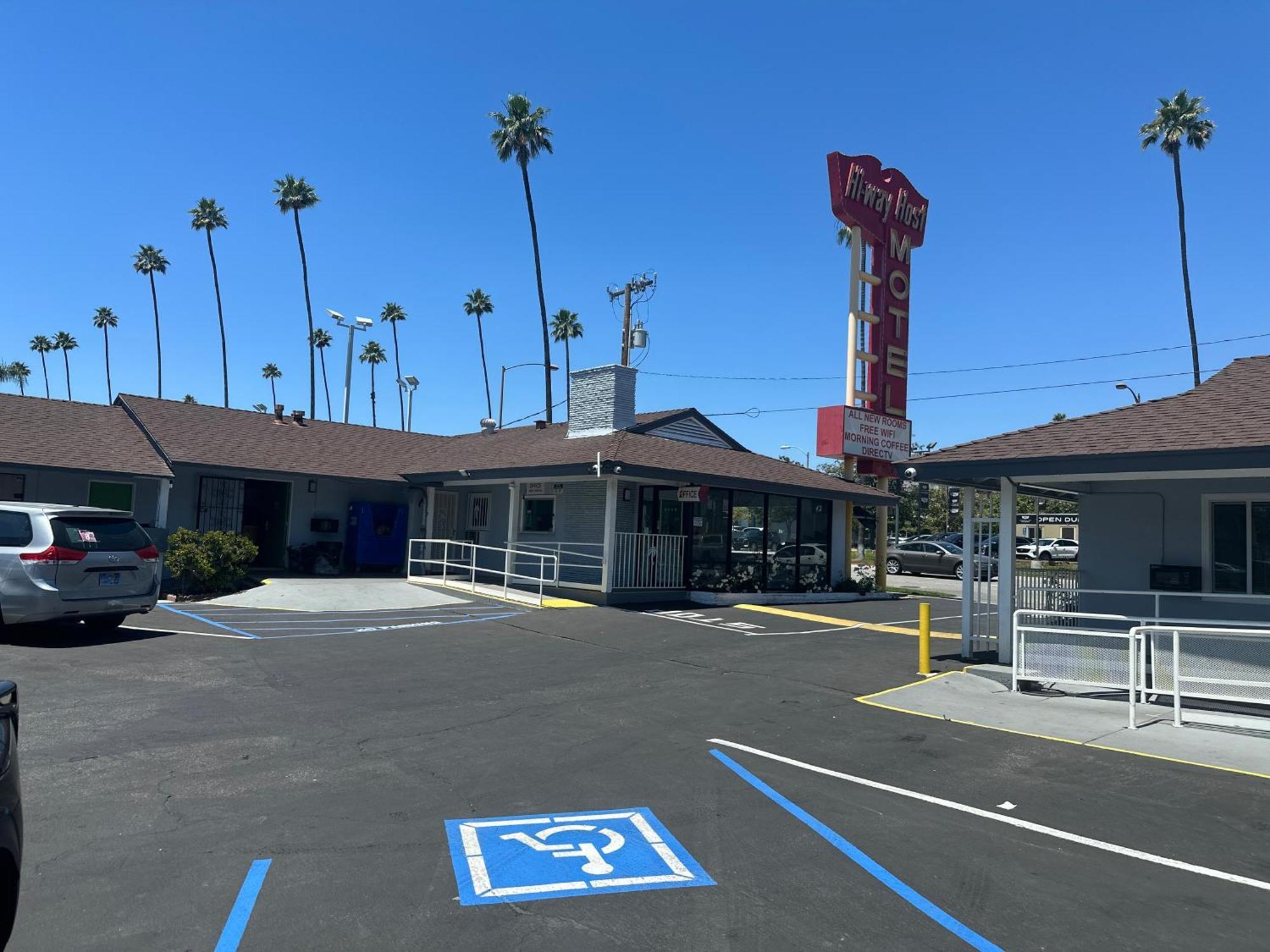 Hi-Way Host Motel Pasadena Buitenkant foto