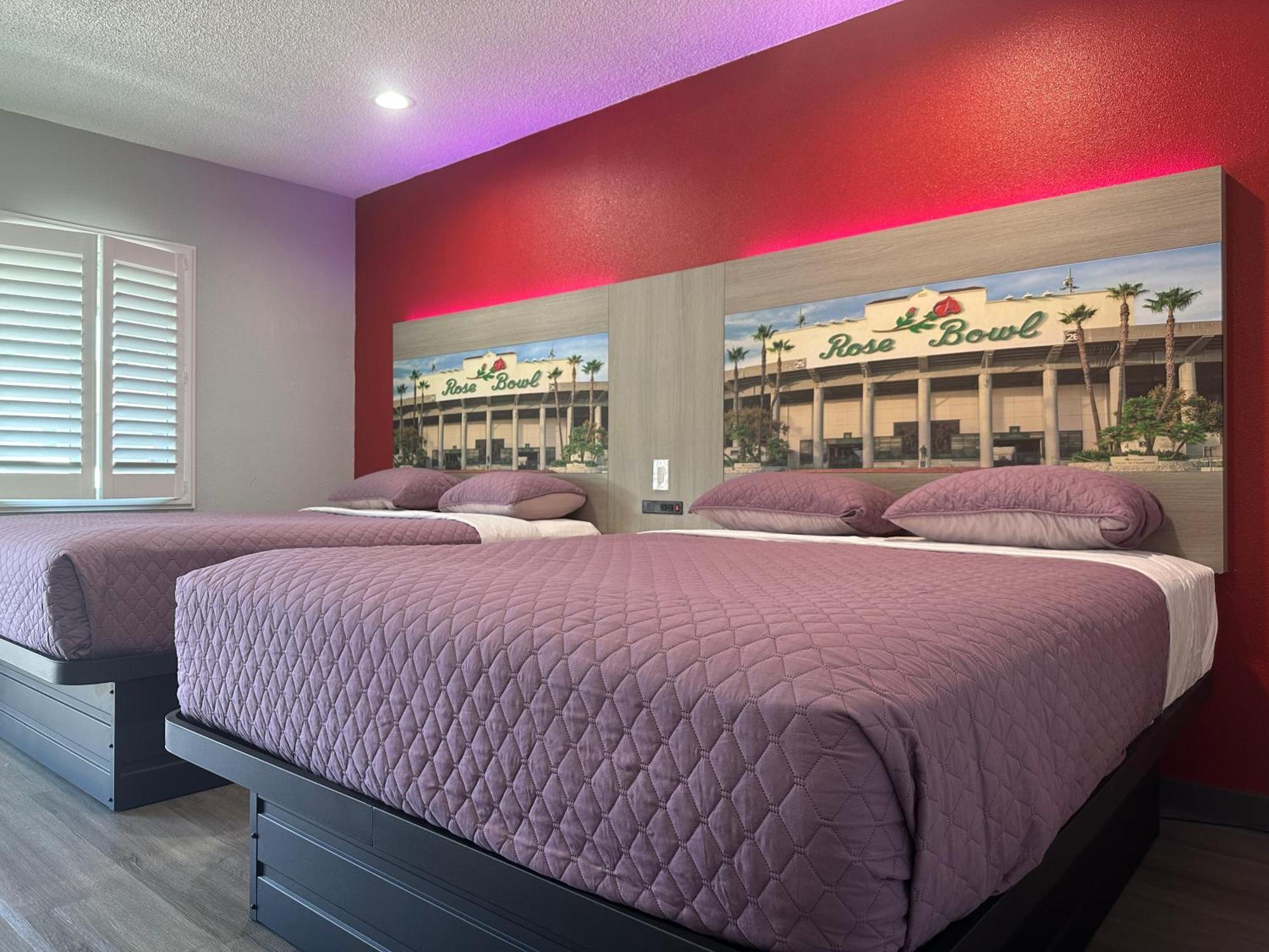 Hi-Way Host Motel Pasadena Buitenkant foto