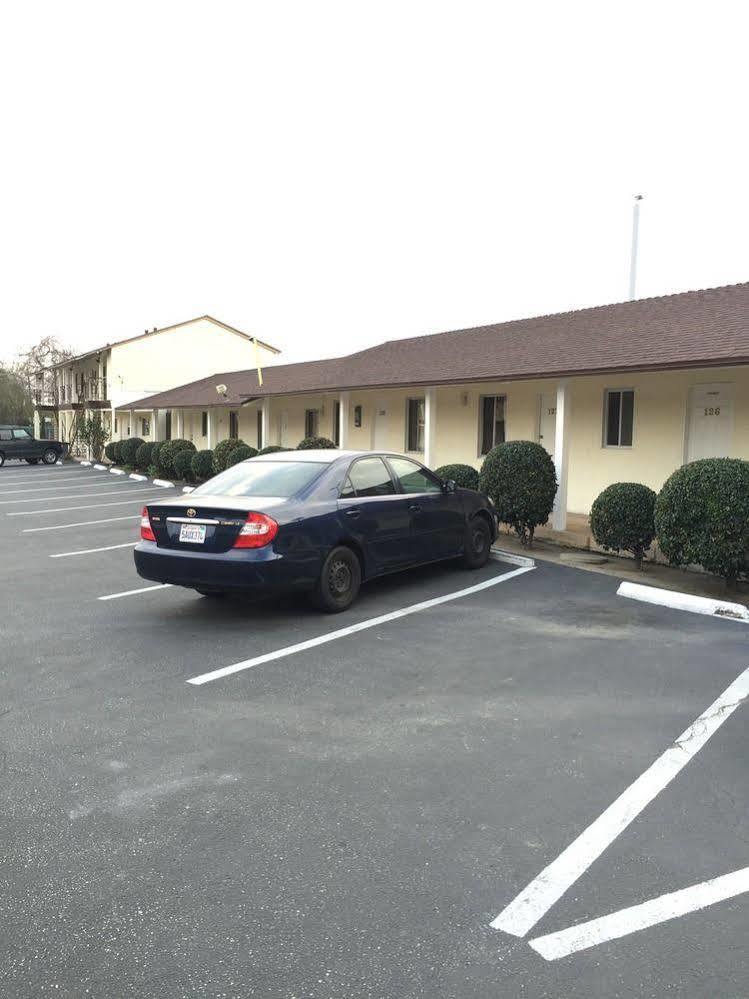 Hi-Way Host Motel Pasadena Buitenkant foto